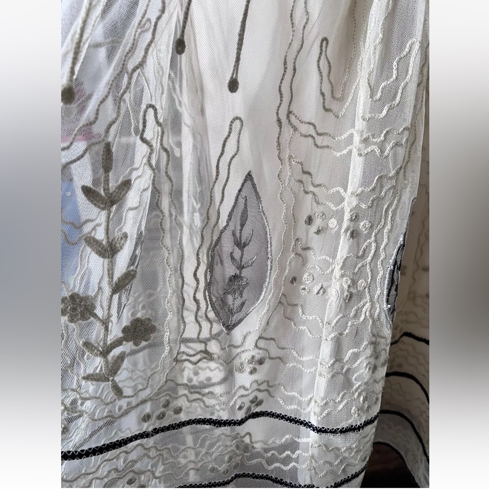 Sundance Women's Mesh  Ivory Lace Embroidered Dress Sleeveless Boho Size 8 - Picture 5 of 12
